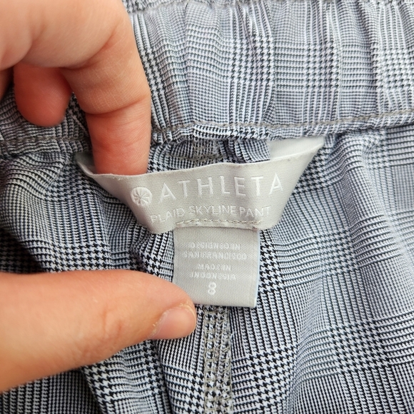 Athleta Plaid Skyline Pants Belted Tapered Size 8 - Picture 4 of 9